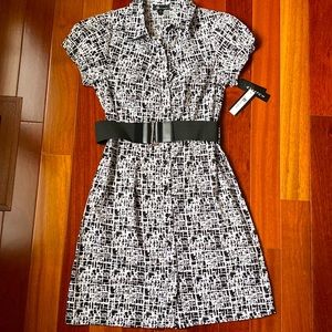 A.B. studio black and white shirts dress size 2 with belt NWT